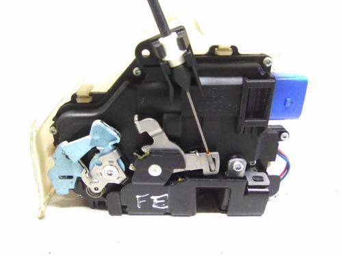 Front left lock VW GOLF V (1K1) 2.0 TDI | BP19811527C98 