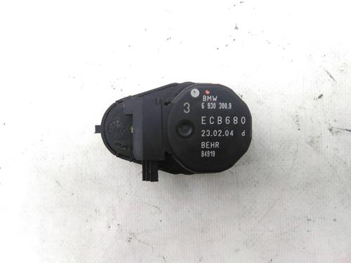 Moteur de chauffage BMW 5 (E60) 530 d (218 hp) 22958474