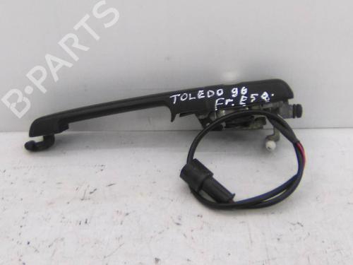 Maneta exterior delantera izquierda SEAT TOLEDO I (1L2) 1.9 TDI (90 hp) 19813703