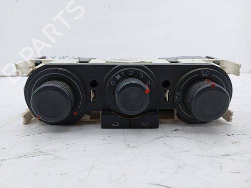 Used Climate control SEAT IBIZA III (6L1) 1.4 TDI (75 hp) 19851546