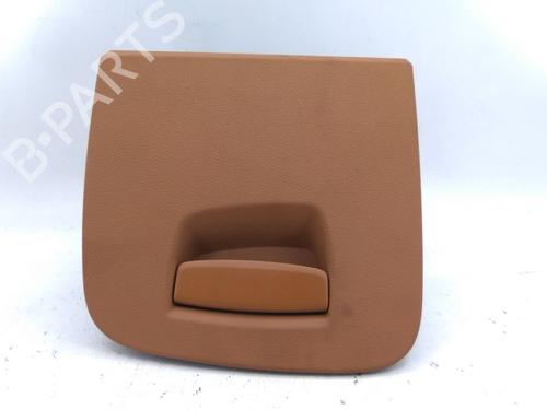 Suporte copos/Objectos BMW 5 Touring (G31) 525 d (211 hp) 21496528