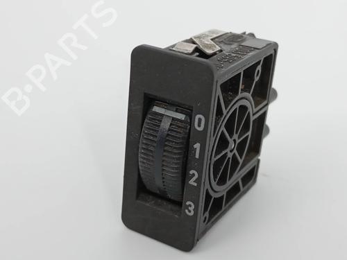 Schalter für MERCEDES-BENZ 124 Saloon (W124) 300 D (124.130) (109 hp) 32390790