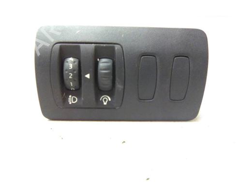 Used Switch RENAULT CLIO III Grandtour (KR0/1_) 1.2 16V Hi-Flex (KR0S) (75 hp) 19869693