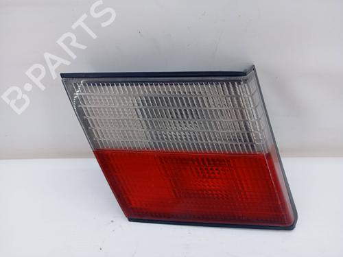 Used Right tailgate light NISSAN PRIMERA Hatchback (P11) 2.0 TD (90 hp) 29184615