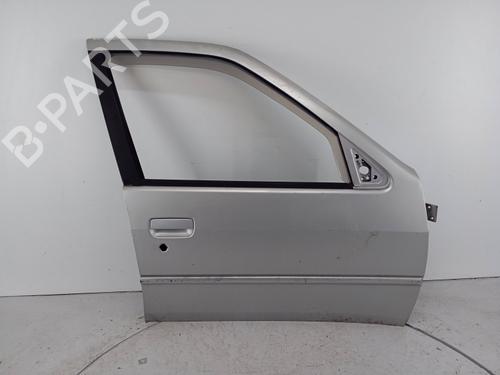 Used Right front door Right front door PEUGEOT 306 Break (7E, N3, N5) 1.4 (75 hp) 32726611 32726611