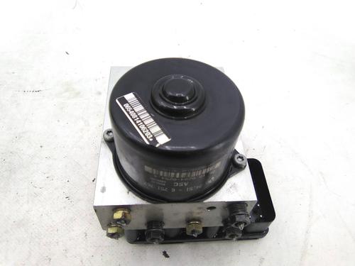 Used ABS pump BMW 3 (E46) 320 d (129 hp) 19813415
