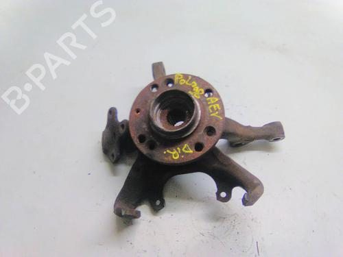 Used Right front steering knuckle VW POLO III (6N1) 64 1.9 D (64 hp) 22935882