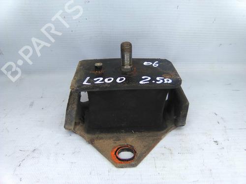 Used Engine mount MITSUBISHI L200 / TRITON (KA_T, KB_T) 2.5 DI-D 4WD (KB4T) (136 hp) 19866774