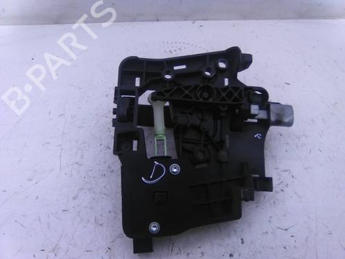 Front right exterior door handle PEUGEOT 1007 (KM_) 1.4 HDi | BP19814586C129