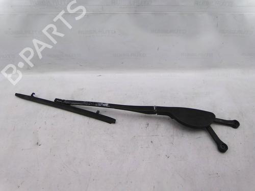 Used Front windshield wiper arm BMW 5 (E39) 520 i (150 hp) 19819002