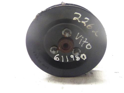 Used Steering pump MERCEDES-BENZ VITO Bus (W638) 108 CDI 2.2 (638.194) (82 hp) 19819560