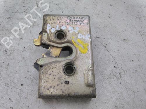 Used Front right lock VW POLO II (86C, 80) 1.0 (40 hp) 19851993