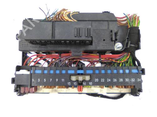 Used Fuse box BMW 3 (E46) 330 xd (204 hp) 19844236