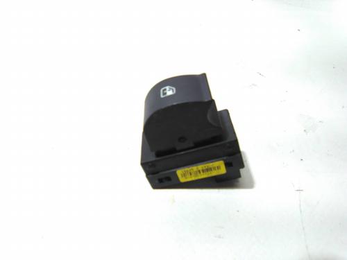 Right front window switch FIAT BRAVO II (198_) 1.4 (198AXA1B) | BP19867469I26 
