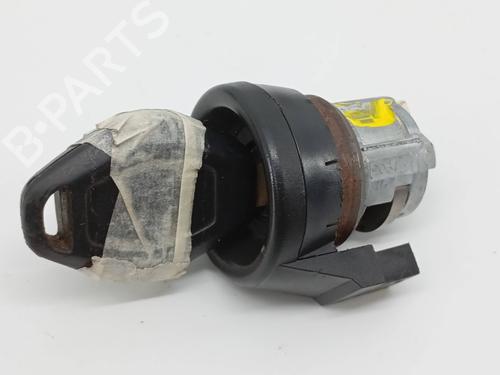 Clé de contact BMW 5 (E39) 520 i (150 hp) 23503202