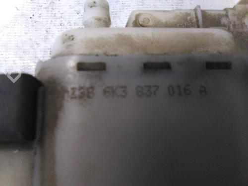 Front right lock SEAT IBIZA II (6K1) 1.4 i 16V | BP19832651C97 