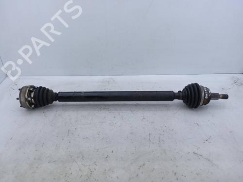 Used Right front driveshaft VW GOLF IV (1J1) 1.4 16V (75 hp) 30112218