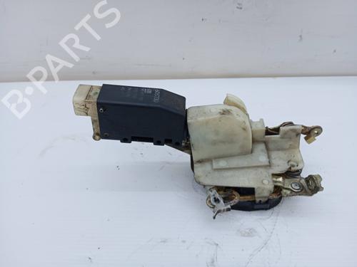 Cerradura puerta trasera izquierda OPEL CORSA B (S93) 1.0 i 12V (F08, F68, M68) (54 hp) 28795228
