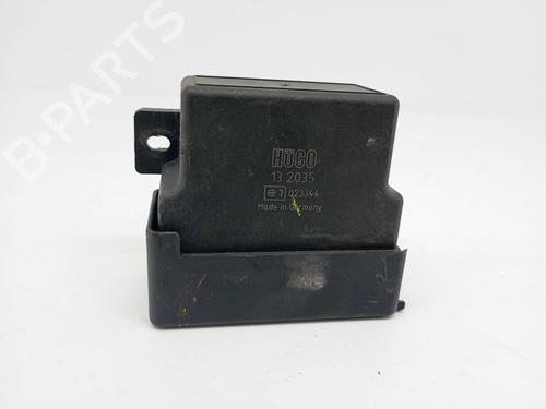 Used Electronic module MERCEDES-BENZ 190 (W201) D 2.0 (201.122) (75 hp) 31667995