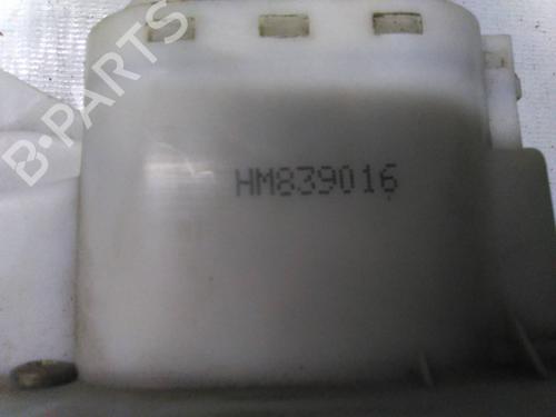 Rear right lock VW POLO III (6N1) 75 1.6 | BP19833093C99 