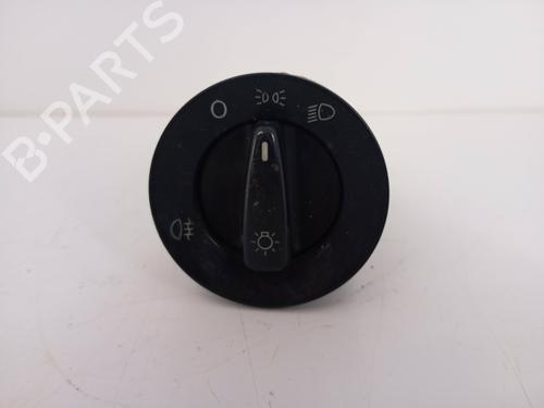 Used Headlight switch VW GOLF IV Variant (1J5) 1.4 16V (75 hp) 33128754