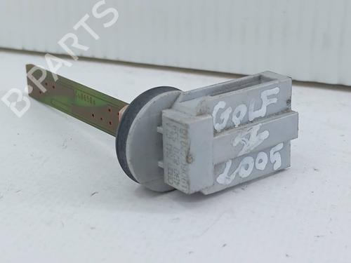 Andre VW GOLF V (1K1) 1.9 TDI (105 hp) 22593862