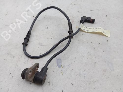 Used Electronic module MERCEDES-BENZ E-CLASS (W210) E 220 D (210.004) (95 hp) 31256535