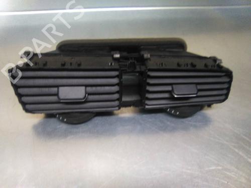 Used Air vent VW GOLF VII (5G1, BQ1, BE1, BE2) 1.6 TDI (105 hp) 19849361