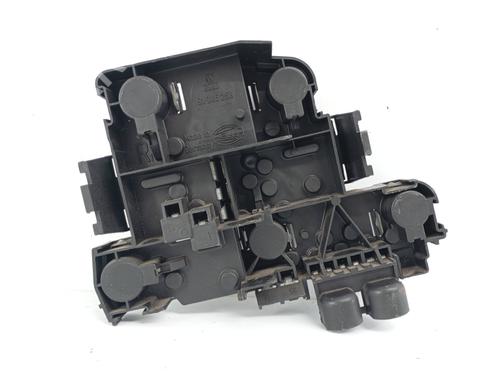 Support de lampe VW GOLF II (19E, 1G1) 1.6 TD (70 hp) 31807096