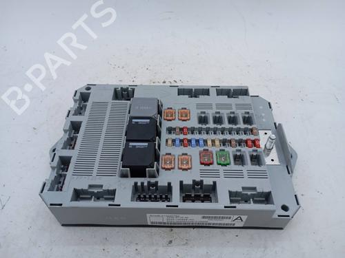 Used Fuse box JAGUAR XF I (X250) 3.0 D (275 hp) 20512954