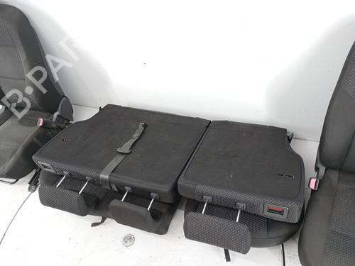 Seats set HYUNDAI i30 (FD) 1.6 CRDi | BP32430046C78