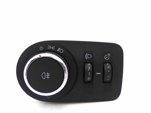 Used Headlight switch OPEL CORSA D (S07) 1.3 CDTI (L08, L68) (75 hp) 19873734
