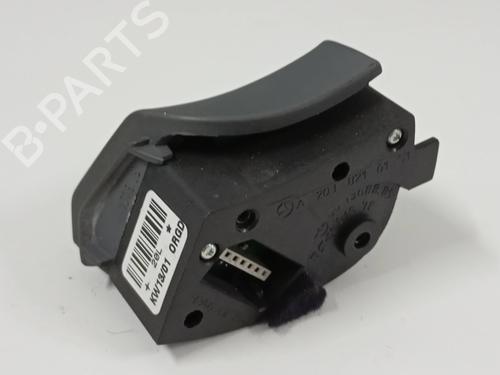 Steering wheel controls MERCEDES-BENZ C-CLASS (W203) C 220 CDI (203.006) | BP32390802E15