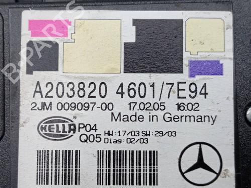 Lampa oświetlenia wnętrza MERCEDES-BENZ C-CLASS (W203) C 220 CDI (203.006, 203.008) | BP25344345I8