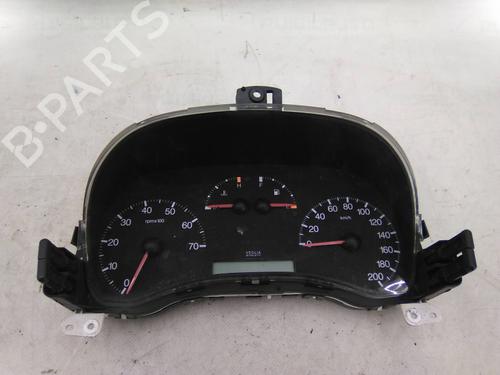 Cockpit FIAT PUNTO (188_) 1.2 16V 80 (188.233, .235, .253, .255, .333, .353, .639,... (80 hp) 19809489
