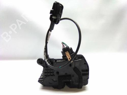 Used Front right lock OPEL VIVARO B Bus (X82) 1.6 CDTI (06) (140 hp) 19864542