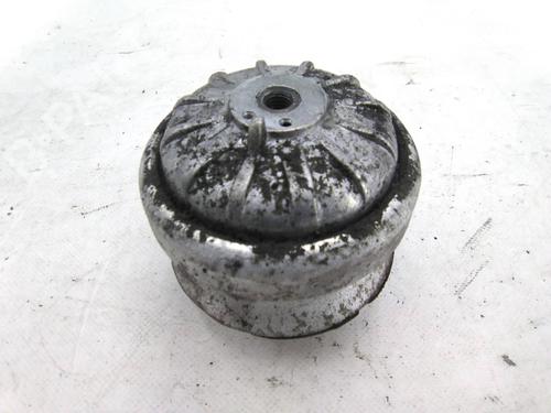 Used Engine mount MERCEDES-BENZ 124 T-Model (S124) 200 T D (124.180) (72 hp) 19862056