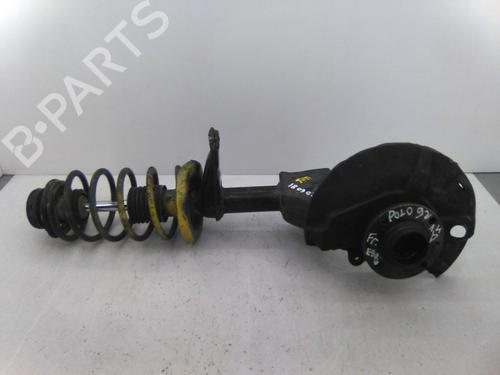 Used Left front steering knuckle VW POLO CLASSIC (86C, 80) 1.4 D (48 hp) 22951549