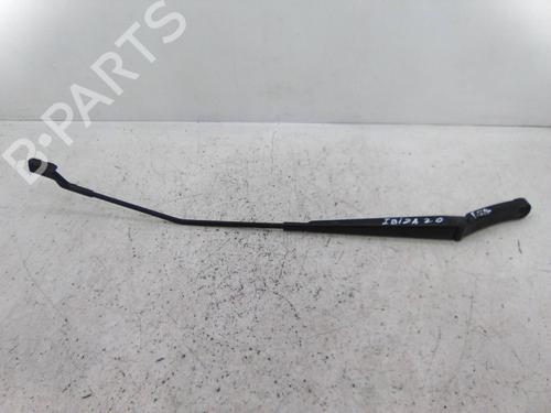 Used Front windshield wiper arm SEAT IBIZA V (KJ1, KJG) 1.0 TSI (95 hp) 19840935