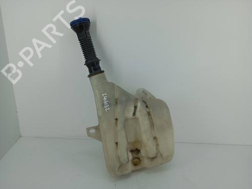 Used Windscreen washer tank PEUGEOT 306 Hatchback (7A, 7C, N3, N5) 1.4 (75 hp) 31632300