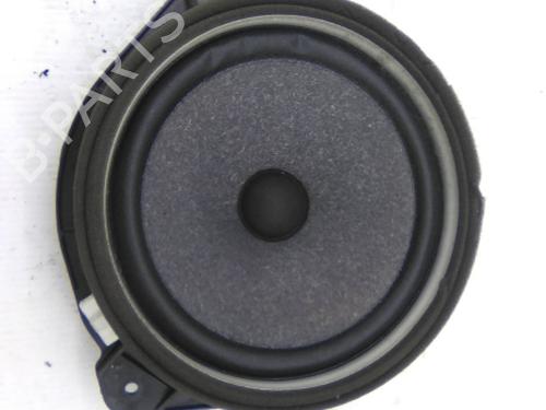 Used Speaker TOYOTA RAV 4 II (_A2_) 2.0 4WD (ACA21, ACA20) (150 hp) 19831626