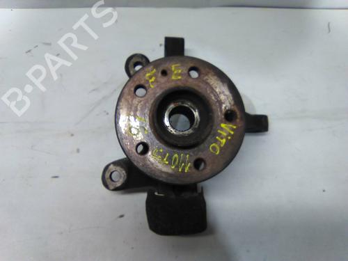 Used Left front steering knuckle MERCEDES-BENZ VITO Bus (W638) 110 TD 2.3 (638.174) (98 hp) 19869133