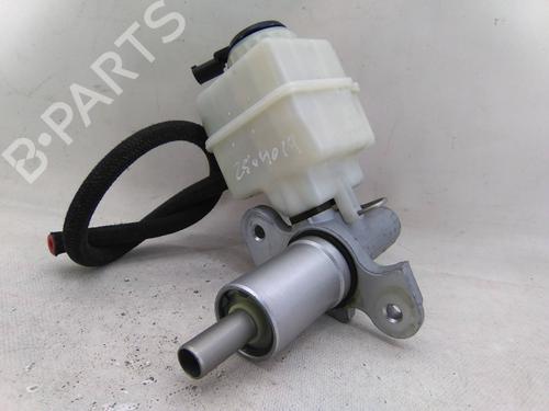 Used Brake master cylinder BMW 5 (F10) 520 d (200 hp) 30299624