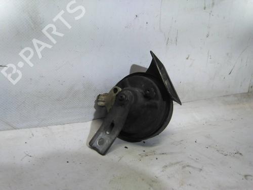 Used Horn RENAULT MEGANE II Estate (KM0/1_) 1.5 dCi (KM0F, KM0T, KM2B) (82 hp) 19813488