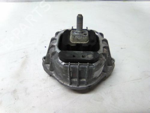 Used Engine mount BMW 1 (E81) 118 d (143 hp) 19865990