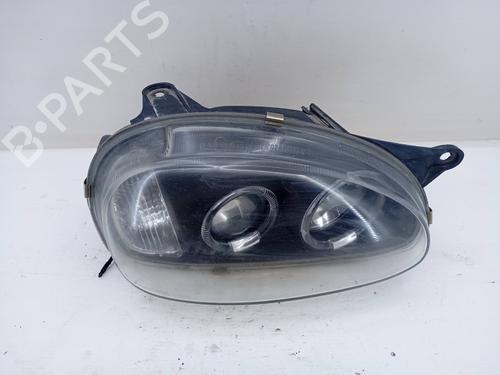 Used Right headlight OPEL CORSA B (S93) 1.5 D (F08, F68, M68) (50 hp) 29751361