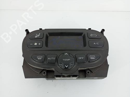 Used Climate control PEUGEOT 206 Hatchback (2A/C) 1.4 i (75 hp) 30947484