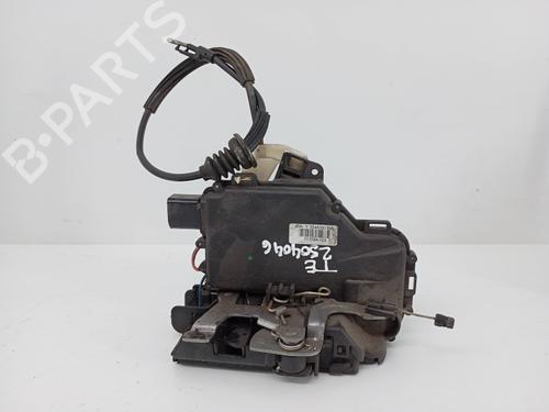Serratura posteriore sinistra VW GOLF IV (1J1) 1.9 TDI (90 hp) 32390617