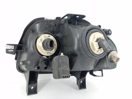 Right headlight RENAULT CLIO II (BB_, CB_) 1.9 D (B/CB0E, BB0J) | BP30704262C29