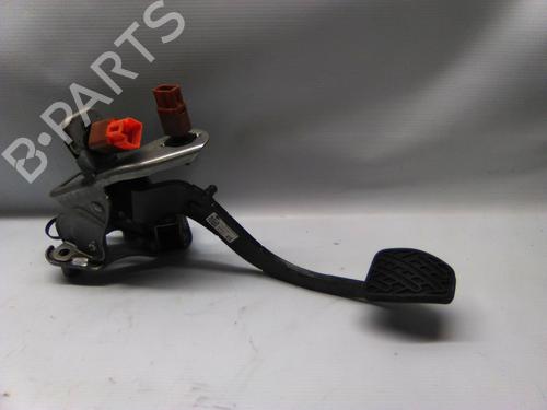Used Clutch pedal NISSAN JUKE (F15) 1.5 dCi (110 hp) 19871790